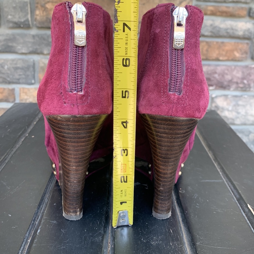 Vince Camuto dark garnet Wallis wedges sz7 - Picture 2 of 8